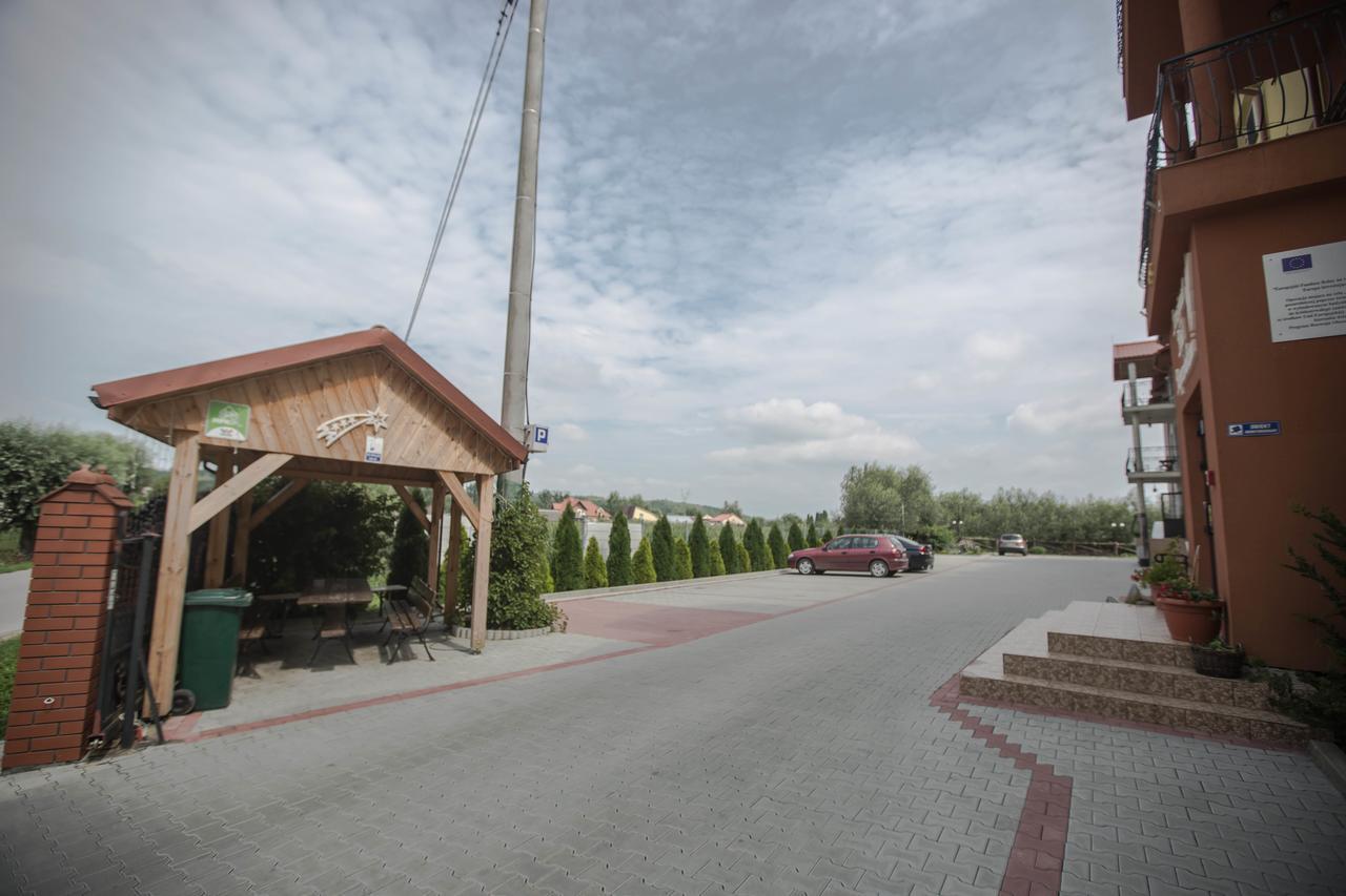 Rezydencja Pod Pieprzowkami Zalesie Gorzyckie المظهر الخارجي الصورة